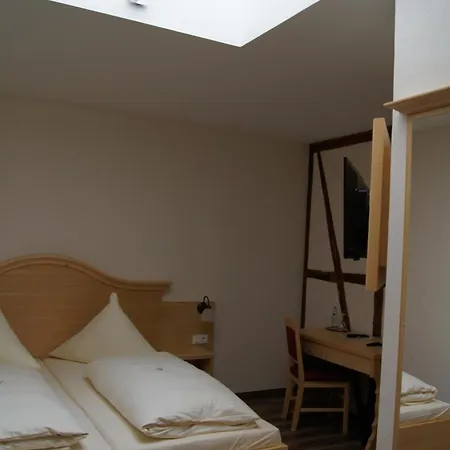 Hotel Schoenau 3*