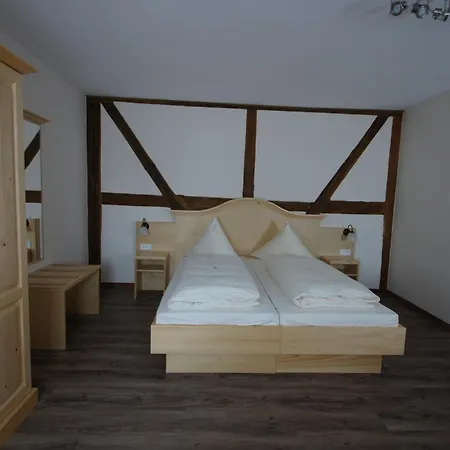 Schoenau 3* Heilsbronn