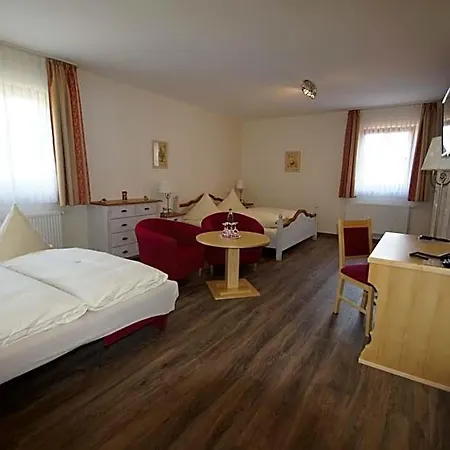 Schoenau Szálloda 3*
