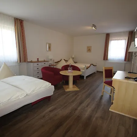 Schoenau Hotel Heilsbronn